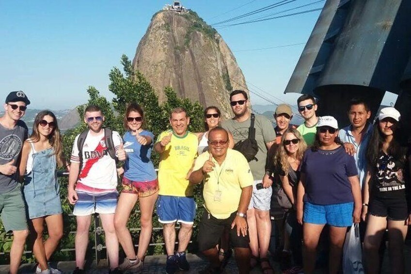 Pão de Açúcar: Includes Transfer, Tour Guide and Pão de Açúcar Tickets.