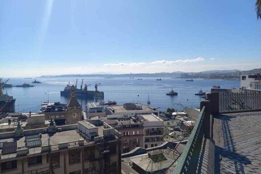 Valparaiso and Viña del Mar tour and wine tasting included