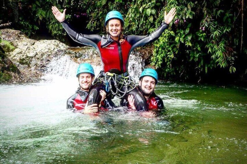 Canyoning | Sector Casahurco | Buceo | Salto A Pozas | Tiroline | Rapel | Extrem