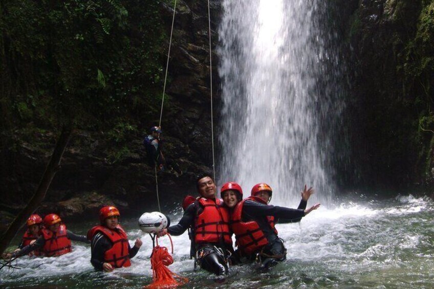 Canyoning | Sector Casahurco | Buceo | Salto A Pozas | Tiroline | Rapel | Extrem