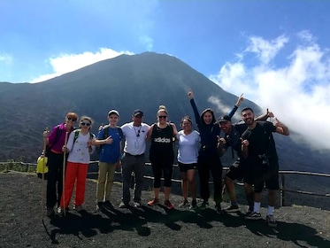 Pacaya Vulkaan Wandeling & Thermaalbad Tour vanuit Guatemala Stad