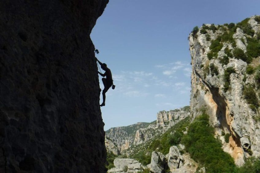 Climbing your first 7th track in the climbing course