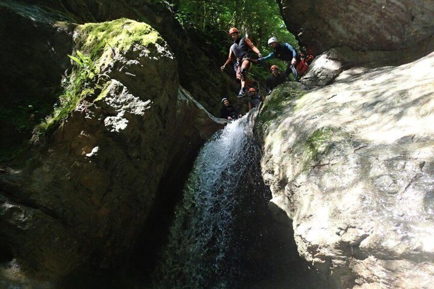 Canyon des Ecouges intermediate part (4h30 of canyoning)