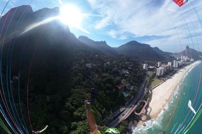 Fly ASA DELTA AND PARAPENT in Rio.