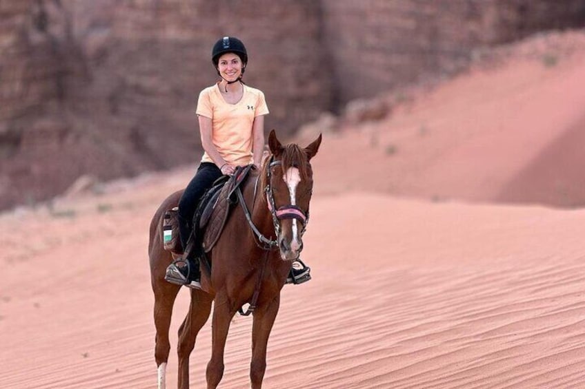  horse riding 2 hours tour in Wadi Rum