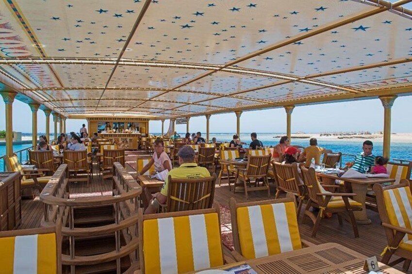 Nefertari boat & half sub-boat snorkel excursion - Marsa Alam