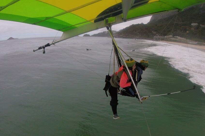 Approaching for landing on the beach of são conrado.