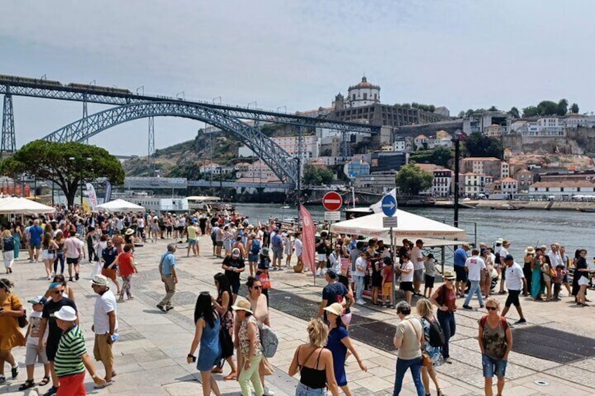 Porto and its charms - Tour from Lisbon