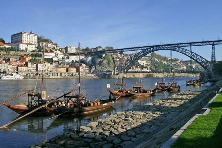 Porto and its charms - Private tour from Lisbon