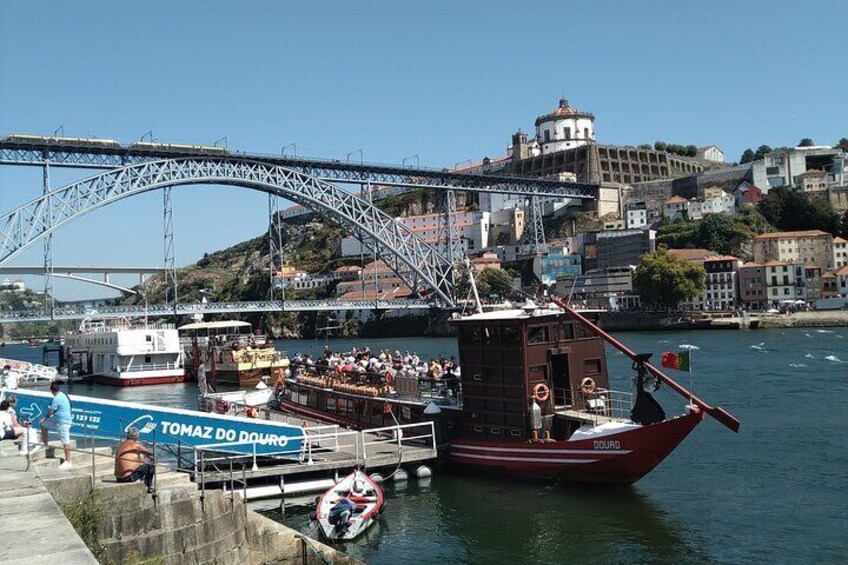 Porto and its charms - Private tour from Lisbon