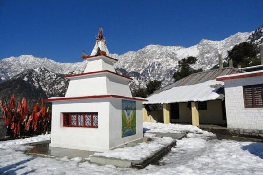 Guided Day Hike to Guna Devi Temple from Mcleodganj