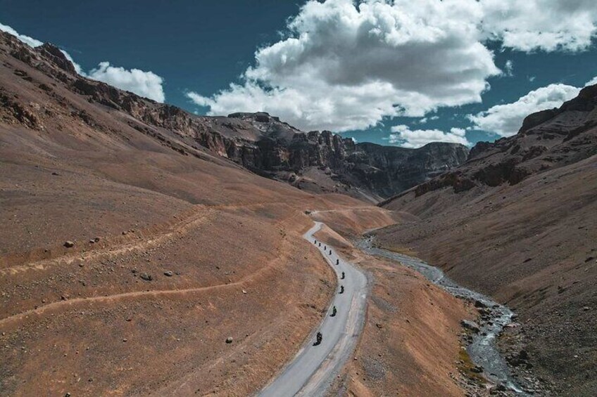 11 Days Guided Motorcycle Tours In The Indian Himalayas (Delhi To Ladakh)