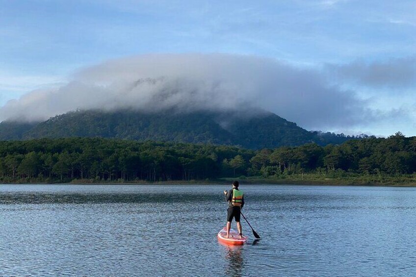 KAYAK/SUP IN DA LAT (1/2 day)