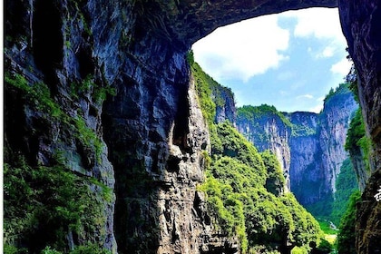 All-inclusive Private Day Tour to Wulong Karst Geological Park from Chongqi...