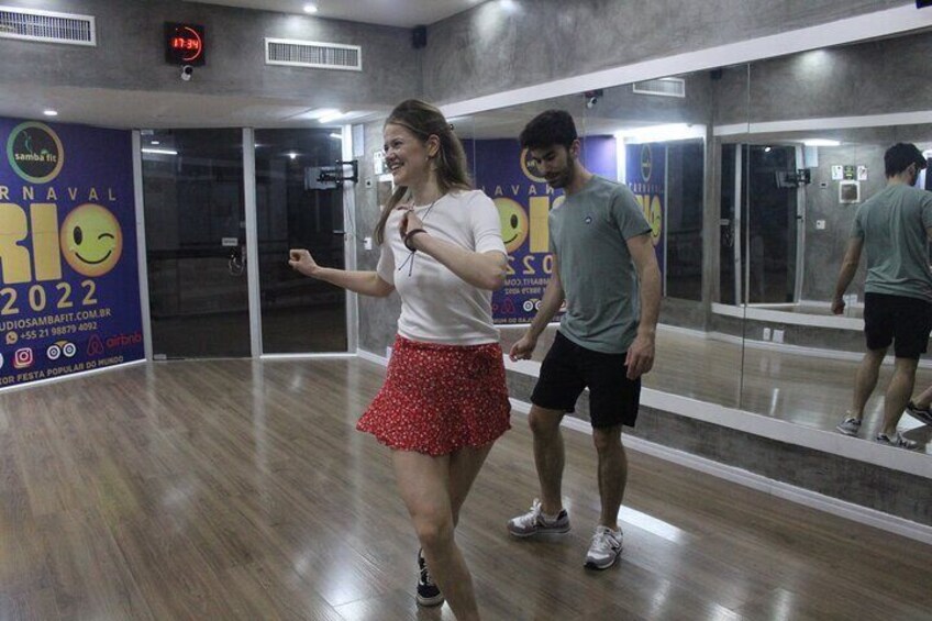 samba class in Ipanema