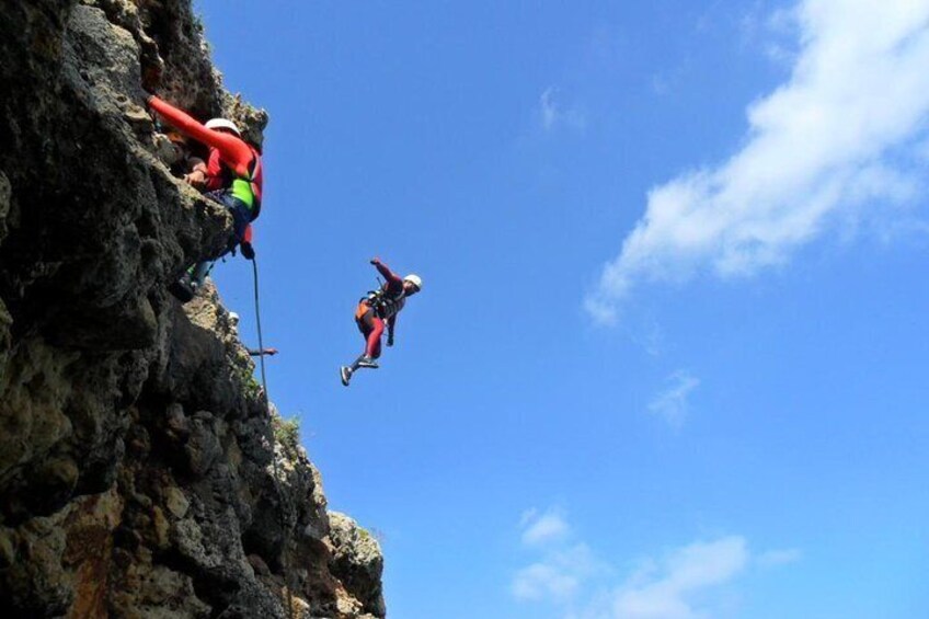 Cliffjump
