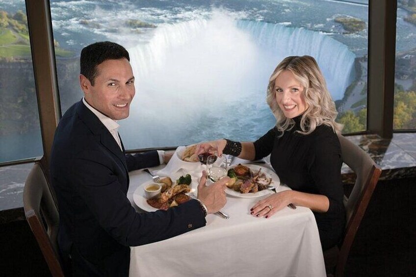 Best of Niagara Falls Tour + Skylon Tower Lunch - Private-Safe Tour