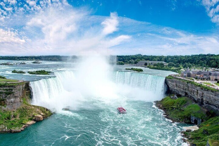 Best of Niagara Falls Tour + Skylon Tower Lunch - Private-Safe Tour