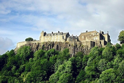 Stirling Castle & Loch Day Tour
