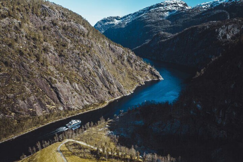 Mostraumen Fjord and Waterfall Cruise