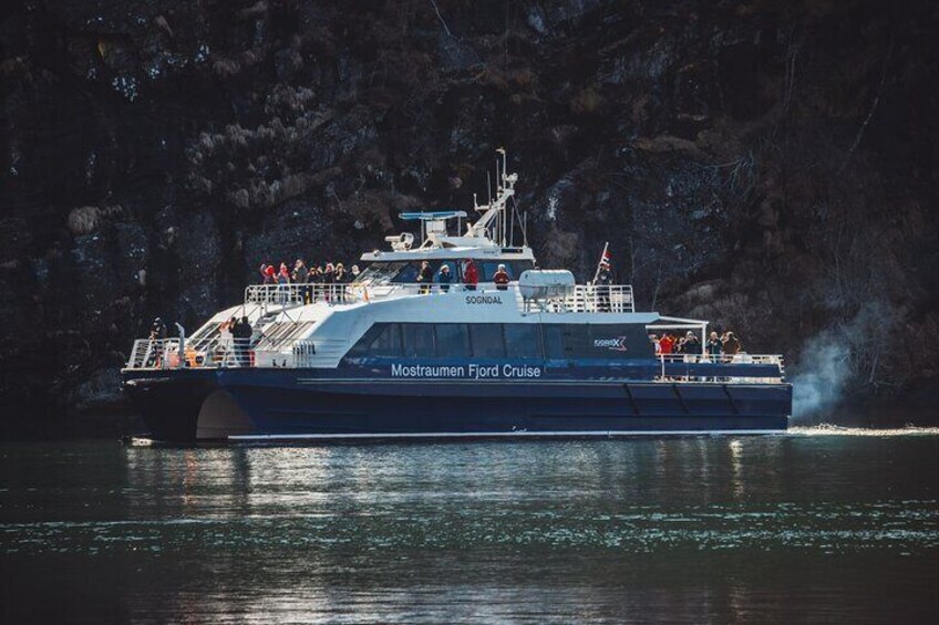 Mostraumen Fjord and Waterfall Cruise