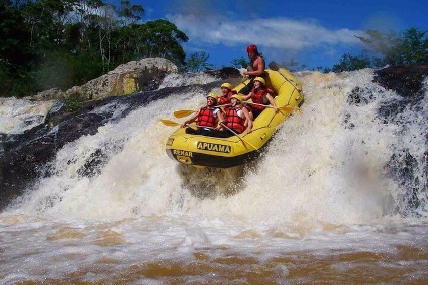 Jumping of the Cubatão River.