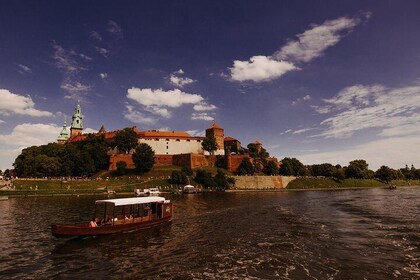 Gondola cruise The Vistula River Krakow private tour up to 12 person