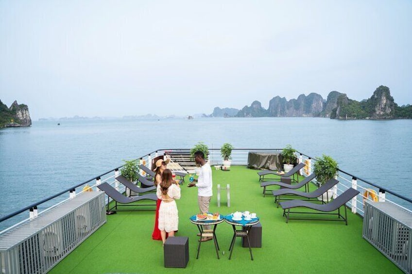 La Casta Cruise - Luxury Day Tour in Halong Bay ( Expressway- Limousine)