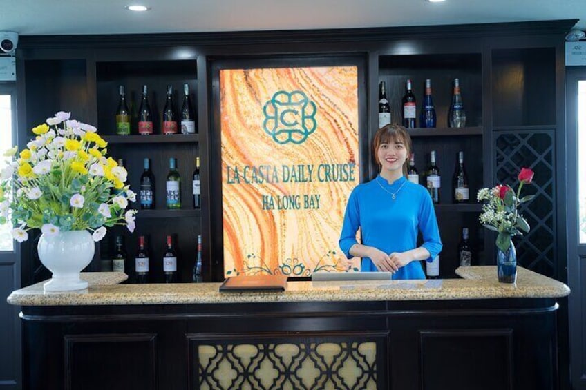 La Casta Cruise - Luxury Day Tour in Halong Bay ( Expressway- Limousine)