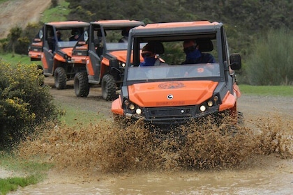 Buggy-Abenteuer mit unglaublichem Blick auf das Meer und den Stausee