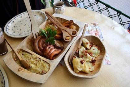 Zakopane: Private Traditional Polish Food Tour