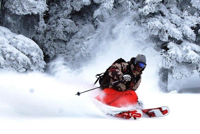 Skiing the JAPOW at Shiga Kogen