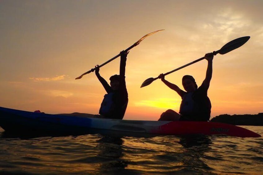 Impressed by the sunset! Sunset kayaking in the open sea! !