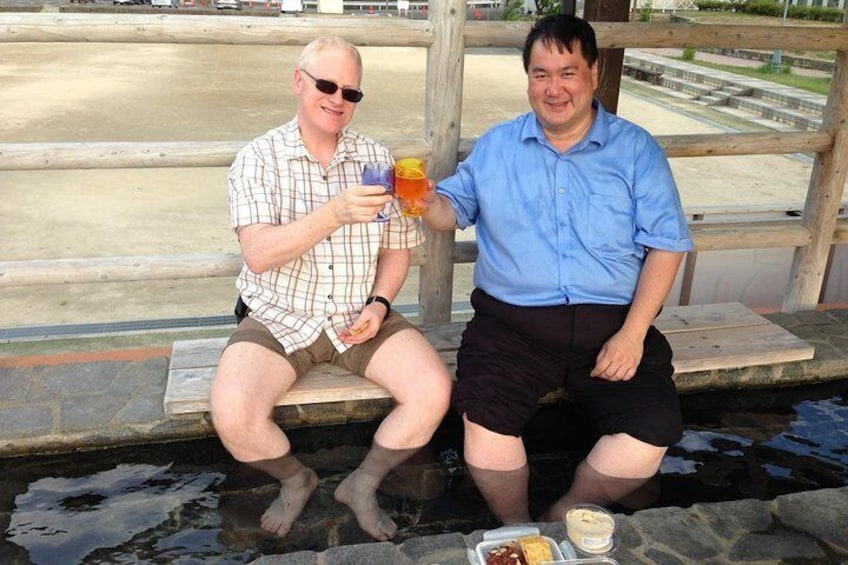 Cheers at the Obama Footbaths.

