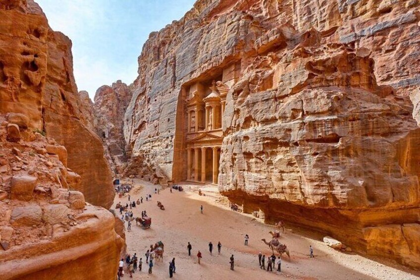 Petra, Wadi Rum and Dead Sea from Amman or Airport in 2-Days