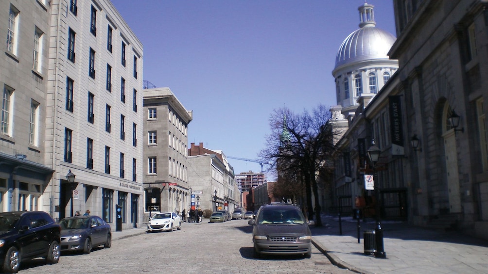 historic buildings in montreal