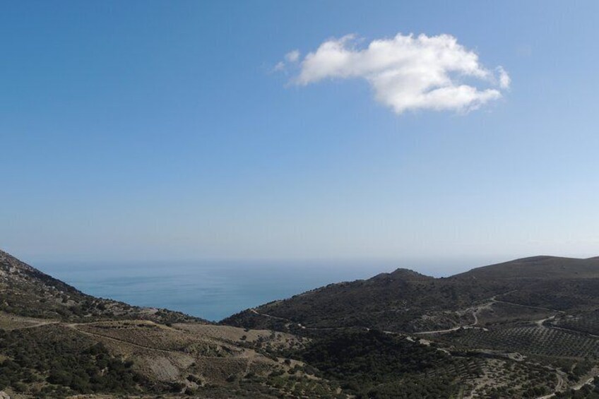 SECRETS OF THE SOUTHERN CRETE (Free Lunch )