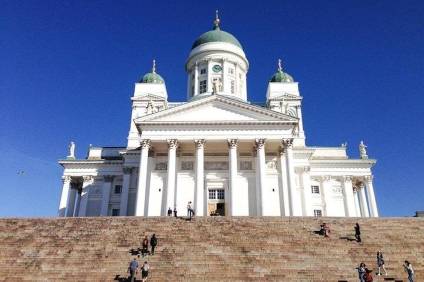 Private Shore Excursion: Helsinki Walking Tour