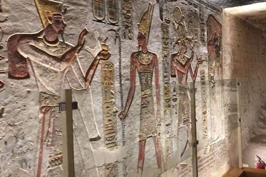 Full Day Tour to East and West Banks of Luxor