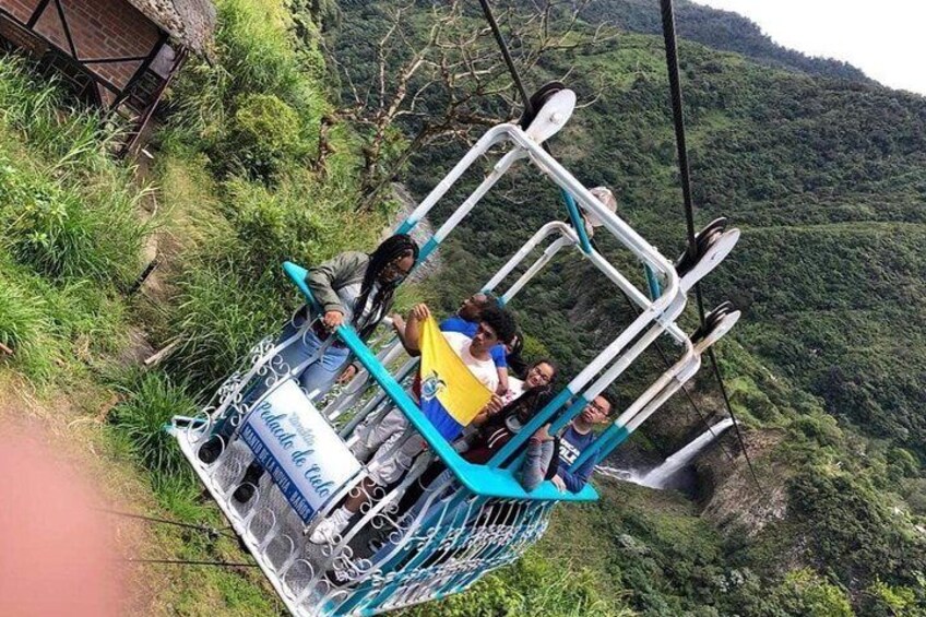 Pailon del Diablo, Tree House and Night Tours 3 Activities in 1 Day Offer