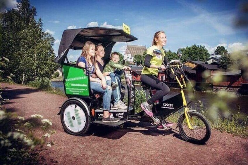 2 hours Amsterdam City Tour in Pedicab