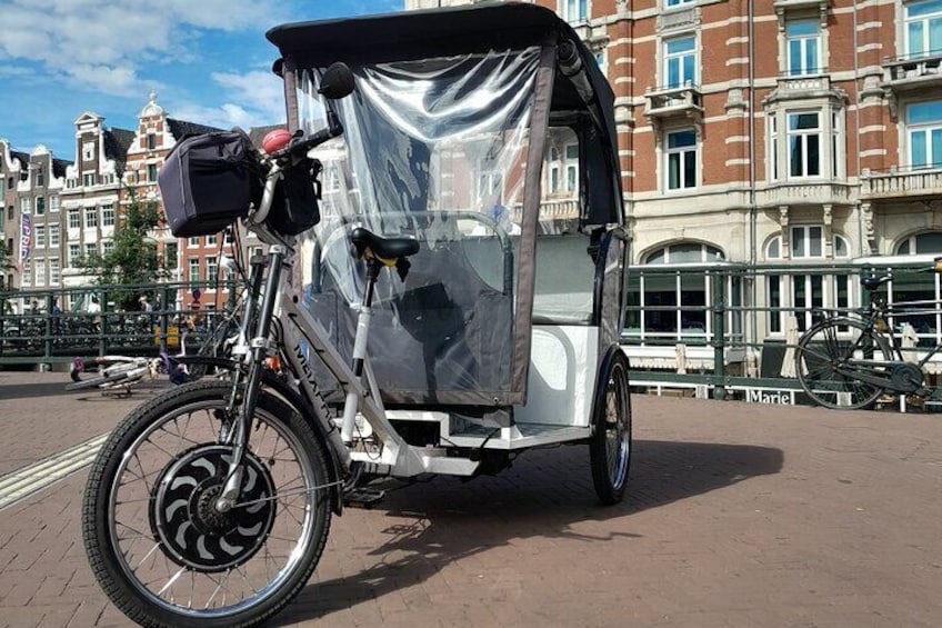 2 hours Amsterdam City Tour in Pedicab