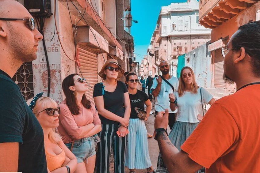 Narrow lanes are the best way to explain the culture aspect of the city