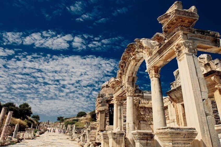 Aegean Diamonds : Tour to Pamukkale Aphrodisias Ephesus Kusadasi