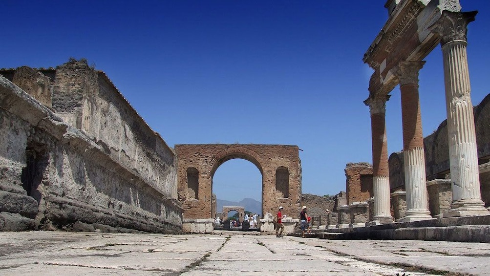 Ancient roadway and archway in Pompeii