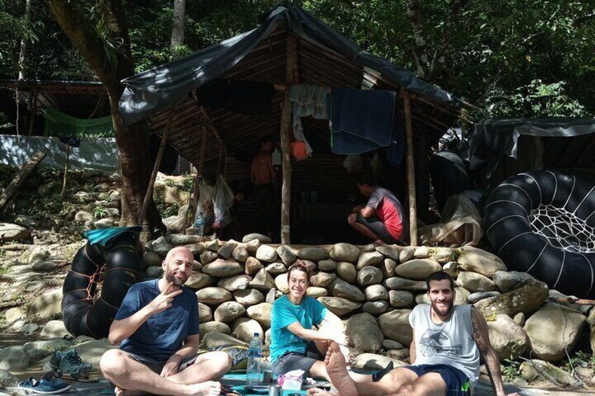 TOUR PACKAGE (jungle trekking, taxi, Room) 4 DAYS 3 NIGHTS in BUKIT LAWANG 