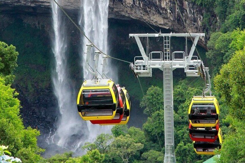 Aerial Cable Cars - Parque Caracol
