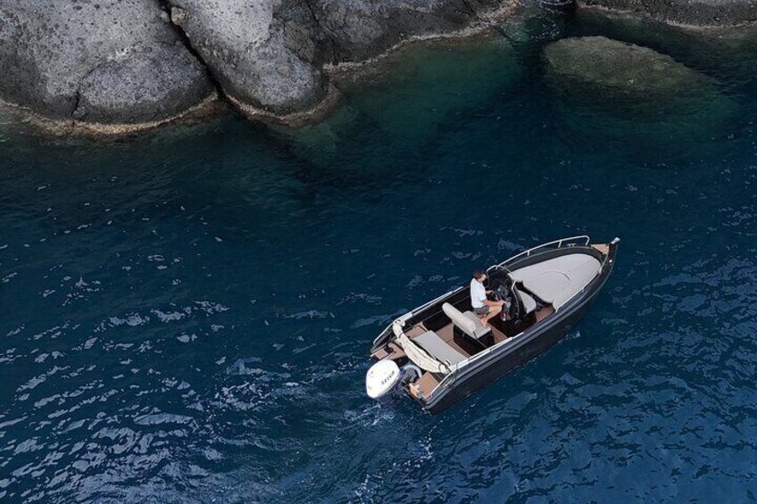 Santorini Boat Rental: License Free and Full or Half Day Options