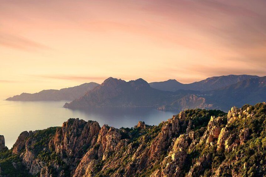 Visit Scandola, the creeks of Piana by boat