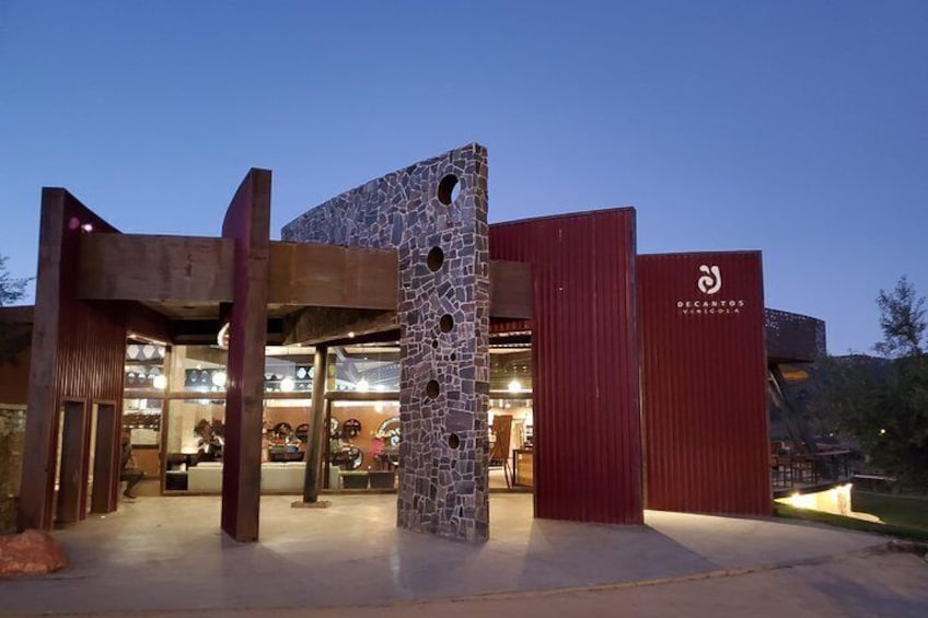 Decantos Vinicola great wines and view of the valle de Guadalupe 